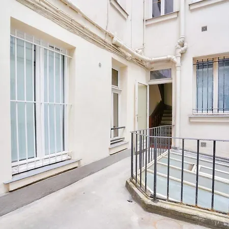 Renovated In The Heart Of The Marais דירה פריז